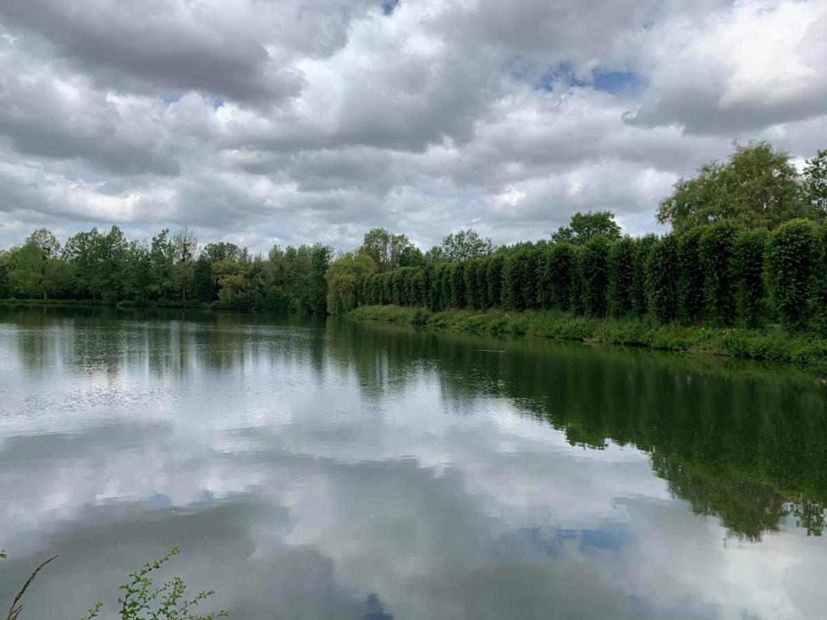 مبيت وإفطار Sery-les-Mezieres Domaine De Senercy المظهر الخارجي الصورة